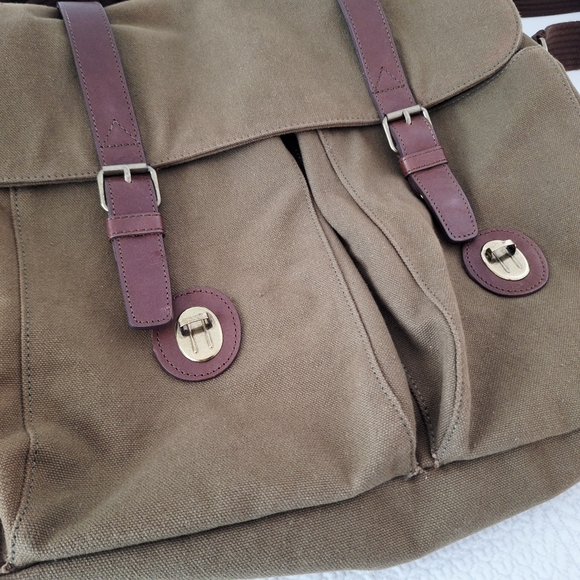 The Limited messenger bag - Picture 3 of 8